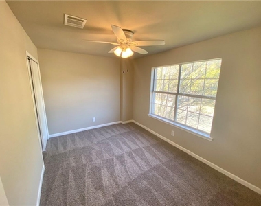 6417 Orange Blossom Way - Photo Thumbnail 12