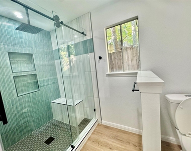 9506 Stonebridge Dr - Photo Thumbnail 22