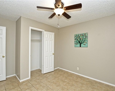 5401 Spring Meadow Rd - Photo Thumbnail 18