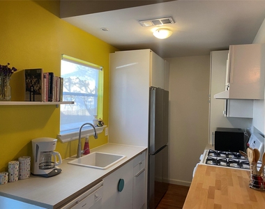 5405 Brompton Cir - Photo Thumbnail 11