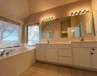 1837 Maize Bend Dr - Photo Thumbnail 20