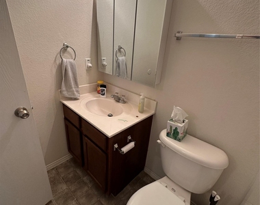 705 Morgan Dr - Photo Thumbnail 15
