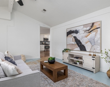 2591 Spring Valley Dr - Photo Thumbnail 8