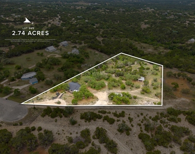 2591 Spring Valley Dr - Photo Thumbnail 1