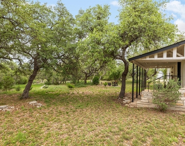 2591 Spring Valley Dr - Photo Thumbnail 14