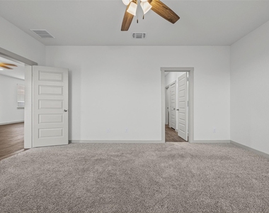 231 Lavaca River Ln - Photo Thumbnail 17