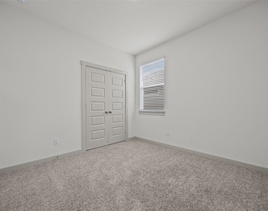 231 Lavaca River Ln - Photo Thumbnail 9