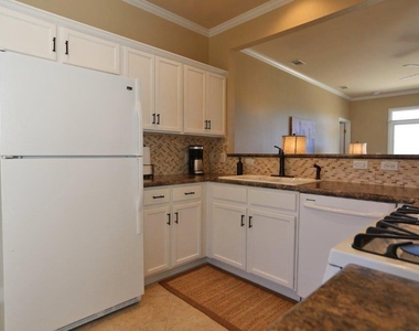 109 Ranier Ln - Photo Thumbnail 2