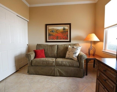 109 Ranier Ln - Photo Thumbnail 14