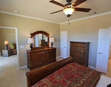 109 Ranier Ln - Photo Thumbnail 10