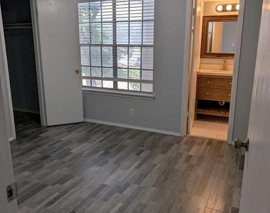 2102 Kirksey Dr - Photo Thumbnail 1