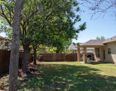 2121 Settlers Park Loop - Photo Thumbnail 21