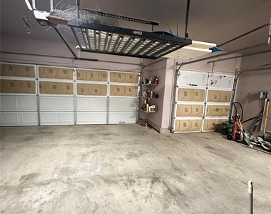 2121 Settlers Park Loop - Photo Thumbnail 18
