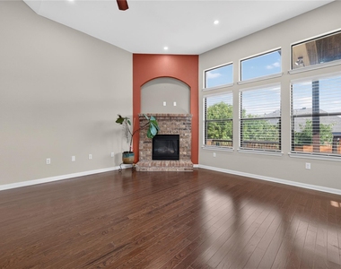 15812 Pearson Brothers Dr - Photo Thumbnail 5