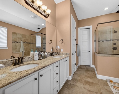 4017 Benetton Way - Photo Thumbnail 18