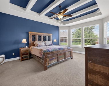 4017 Benetton Way - Photo Thumbnail 16