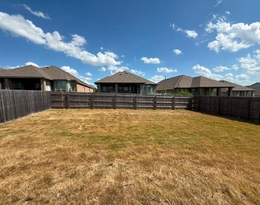 5576 Bellissima Way - Photo Thumbnail 26