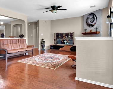 3339 Rod Carew Dr - Photo Thumbnail 7
