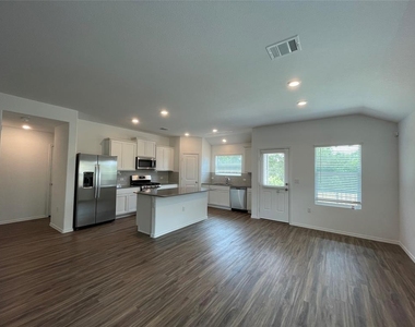 10717 Steinbeck Dr - Photo Thumbnail 2
