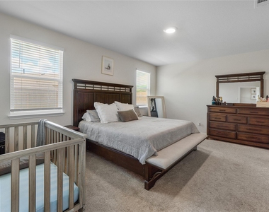 217 Evergreen Sumac Loop - Photo Thumbnail 9