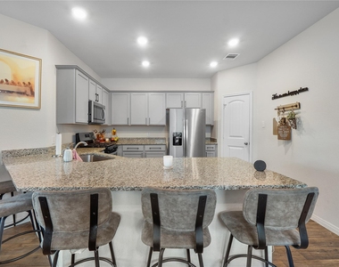 217 Evergreen Sumac Loop - Photo Thumbnail 4