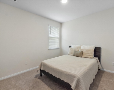 217 Evergreen Sumac Loop - Photo Thumbnail 14