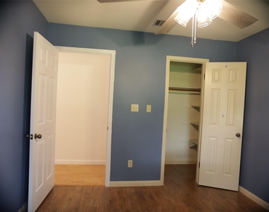 1612 Buttercup Rd - Photo Thumbnail 10
