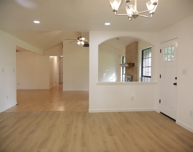 1612 Buttercup Rd - Photo Thumbnail 5