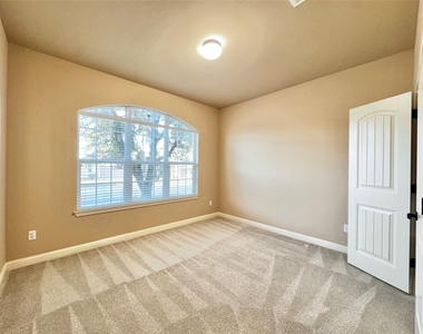 4216 Buckskin Rd - Photo Thumbnail 3