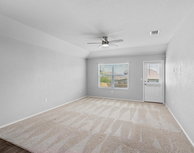 14915 Gypsum Mill Rd - Photo Thumbnail 9