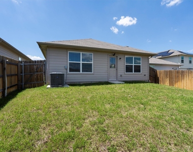 14915 Gypsum Mill Rd - Photo Thumbnail 25
