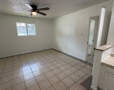 1301 Greenlawn Pkwy - Photo Thumbnail 14
