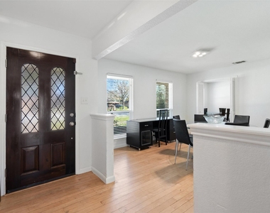 6906 One Oak Rd - Photo Thumbnail 14