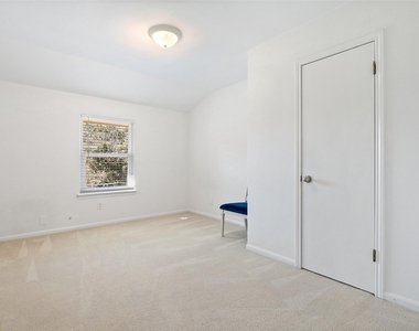 6906 One Oak Rd - Photo Thumbnail 22
