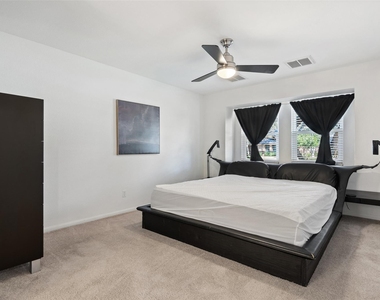 6906 One Oak Rd - Photo Thumbnail 15