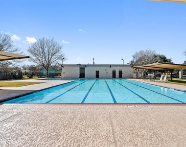 6906 One Oak Rd - Photo Thumbnail 31