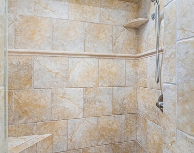 6906 One Oak Rd - Photo Thumbnail 17