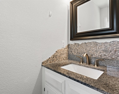 6906 One Oak Rd - Photo Thumbnail 25