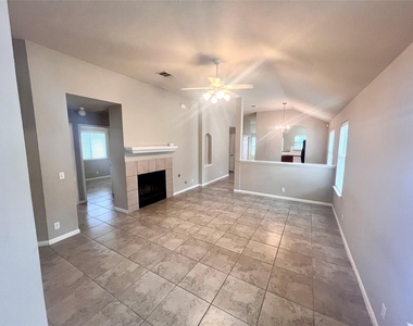 2509 Elara Dr - Photo Thumbnail 1