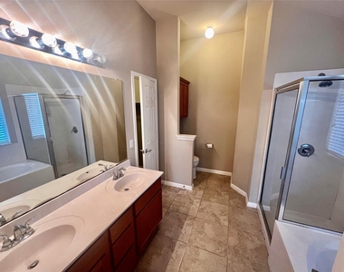2509 Elara Dr - Photo Thumbnail 12