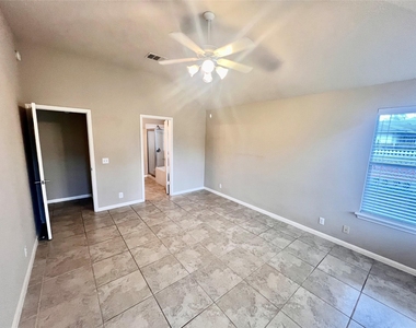 2509 Elara Dr - Photo Thumbnail 11
