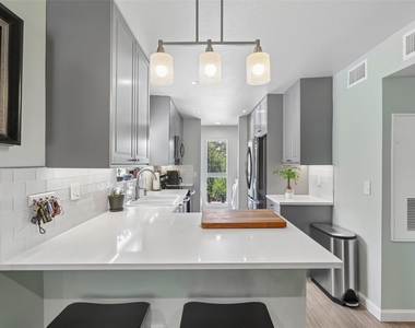 2450 Wickersham Ln - Photo Thumbnail 5