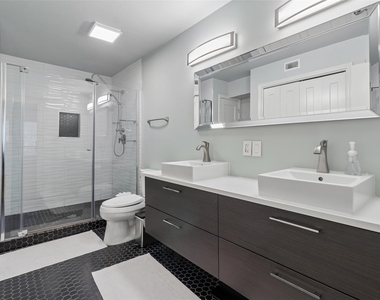 2450 Wickersham Ln - Photo Thumbnail 11