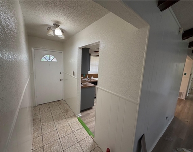 1309 Radam Cir - Photo Thumbnail 14