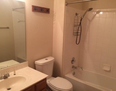 177 Devonshire Dr - Photo Thumbnail 11