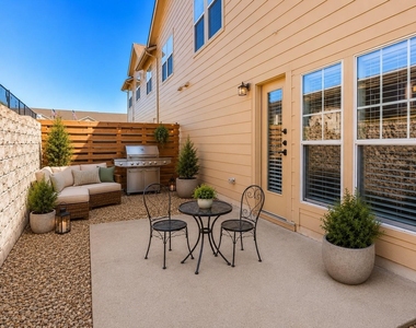 20904 Waterside Dr - Photo Thumbnail 3