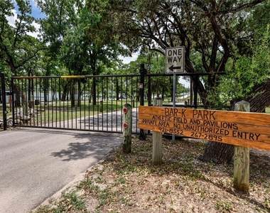 20904 Waterside Dr - Photo Thumbnail 21