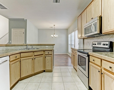 20904 Waterside Dr - Photo Thumbnail 6
