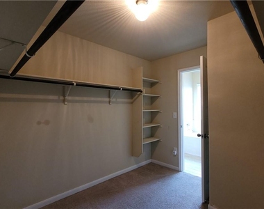 110 Wilson Ct - Photo Thumbnail 25