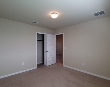 110 Wilson Ct - Photo Thumbnail 17